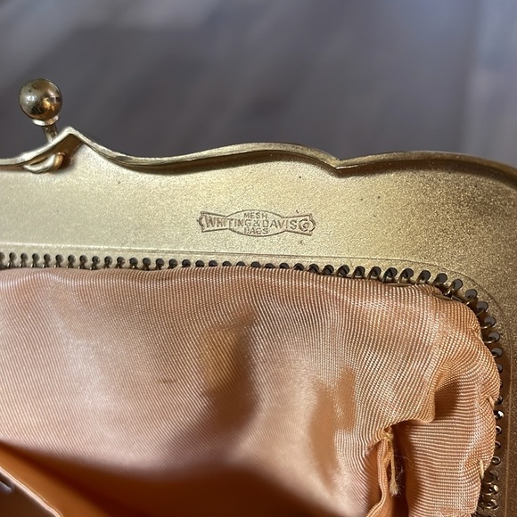 Vintage Whiting & Davis Cream Gold Metal Mesh Bag - Picture 5 of 10